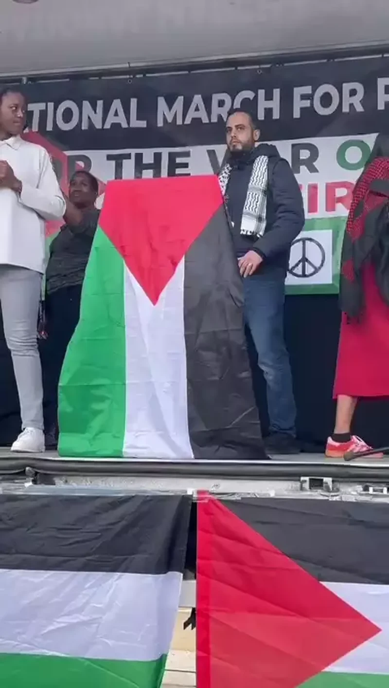 Mansour Shouman called for Israels destruction at London protest_#22